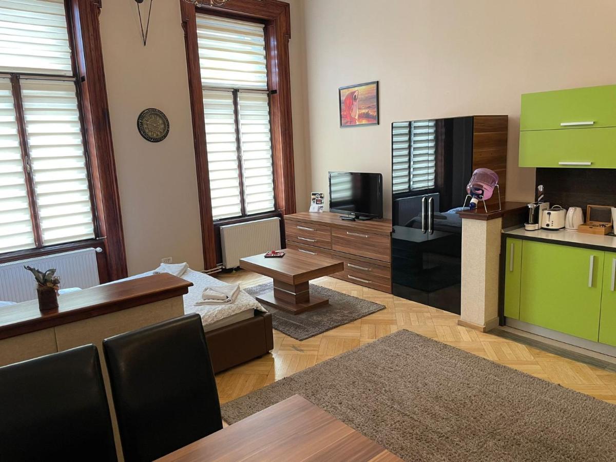 Select City Center Apartments Brașov Exterior foto