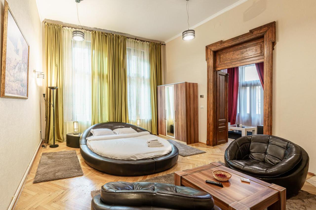 Select City Center Apartments Brașov Exterior foto
