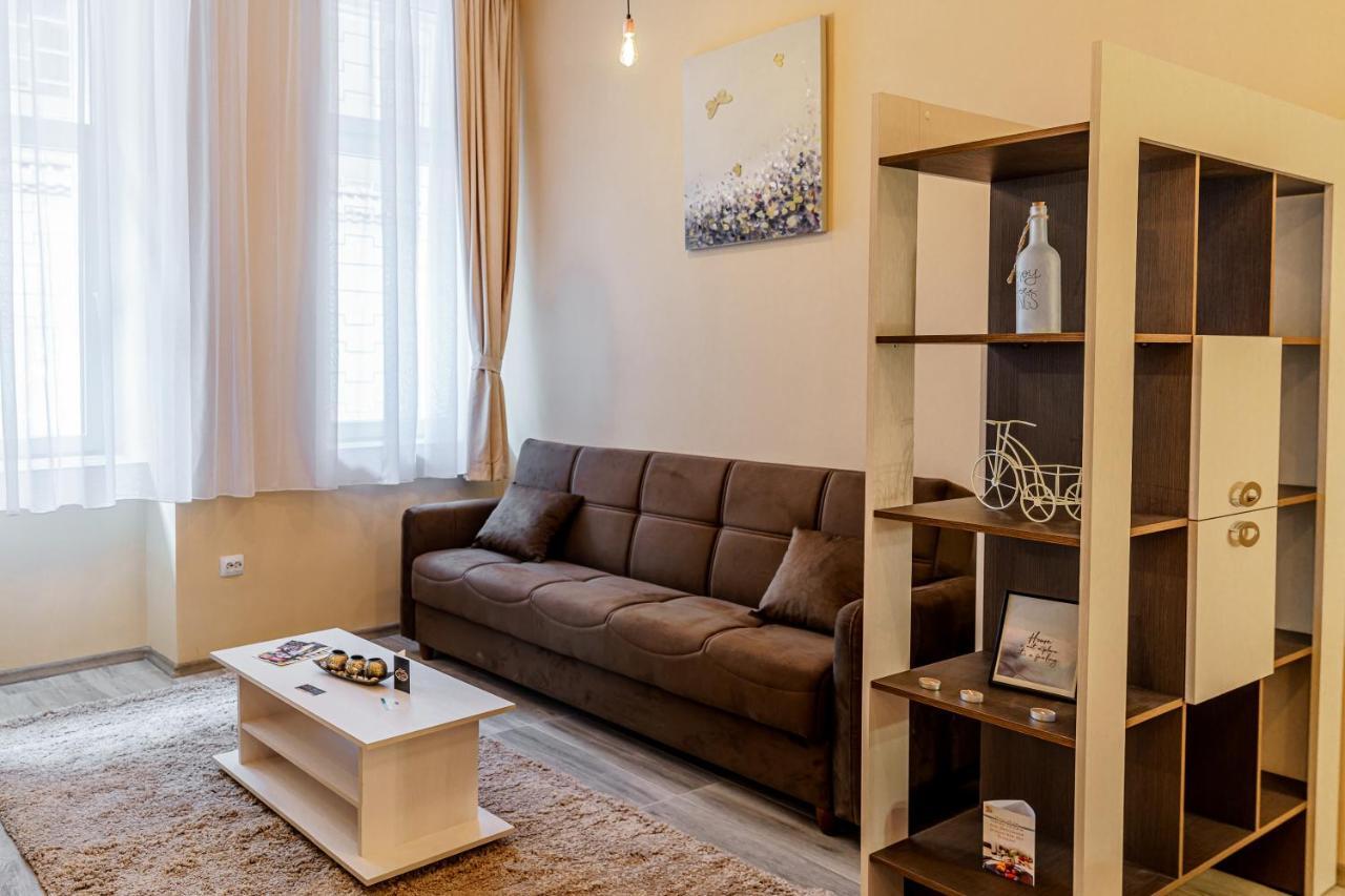 Select City Center Apartments Brașov Exterior foto